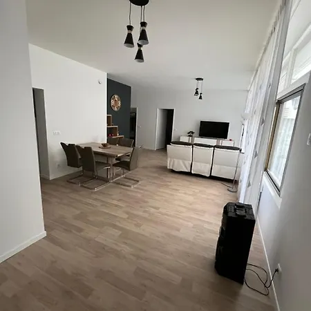 Appartement T4 140 M2 Spacieux Et Calme Pour 8 Personnes Luz-Saint-Sauveur