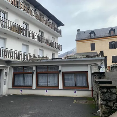 T4 140 M2 Spacieux Et Calme Pour 8 Personnes Luz-Saint-Sauveur