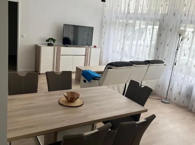 T4 140 M2 Spacieux Et Calme Pour 8 Personnes Apartment Luz-Saint-Sauveur